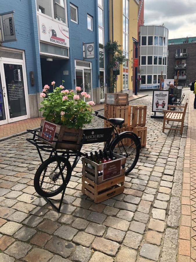 Ferienwohnung Burghofdrei Hygge & Zentral P-Platz Streaming Flensburg Exterior foto