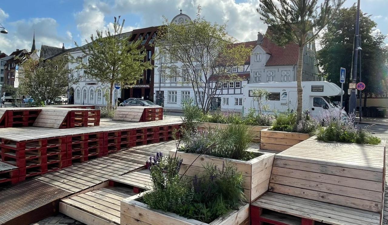 Ferienwohnung Burghofdrei Hygge & Zentral P-Platz Streaming Flensburg Exterior foto